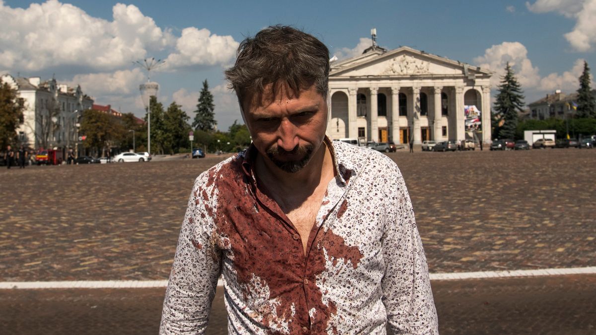 OBRAZEM: Při barbarském útoku na Černihiv umírali hlavně ukrajinští civilisté